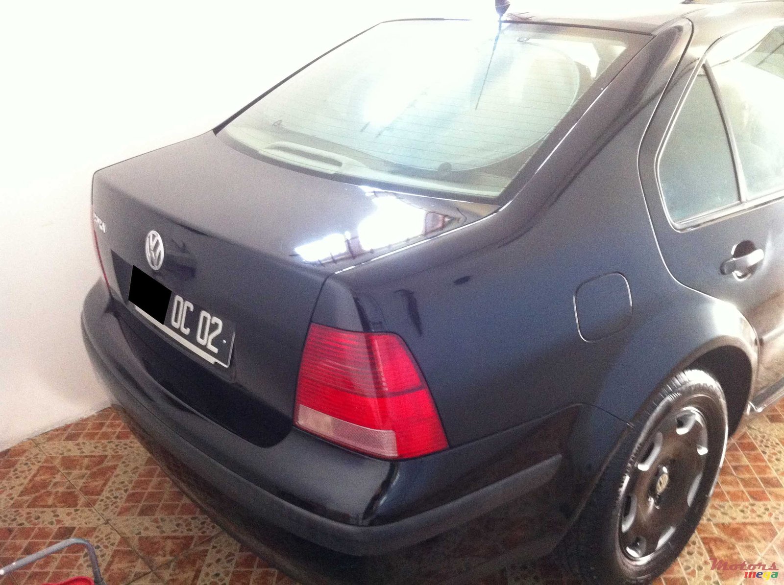 2002' Volkswagen Bora photo #2