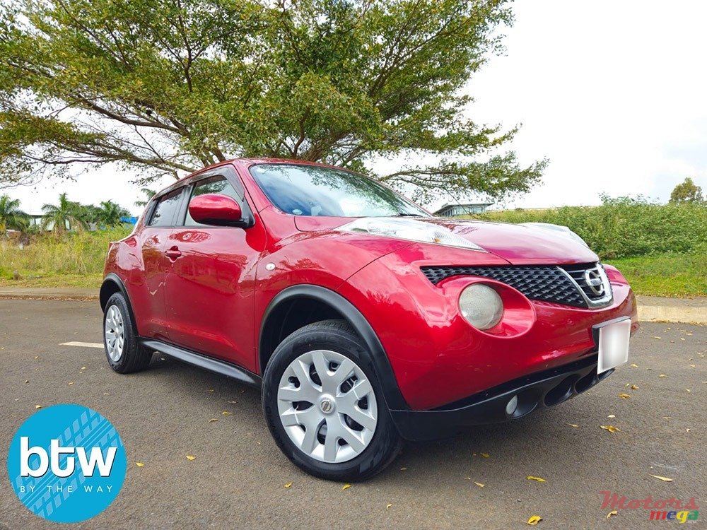 2012' Nissan Juke photo #1