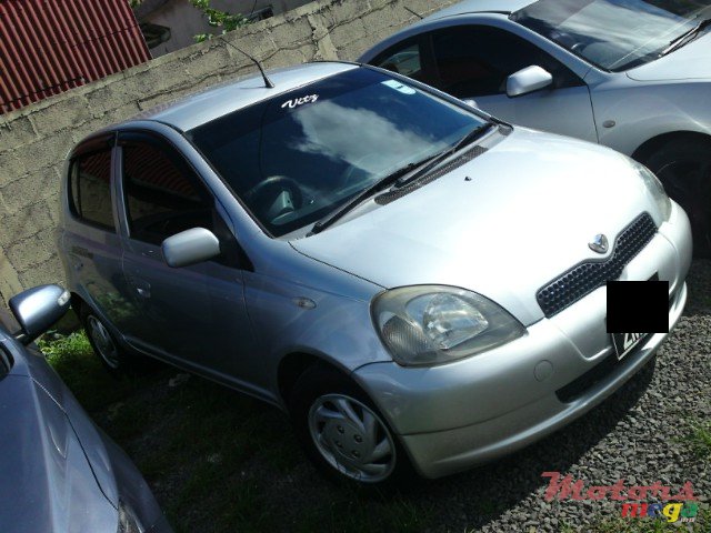 1999' Toyota Vitz exchange welcome photo #3