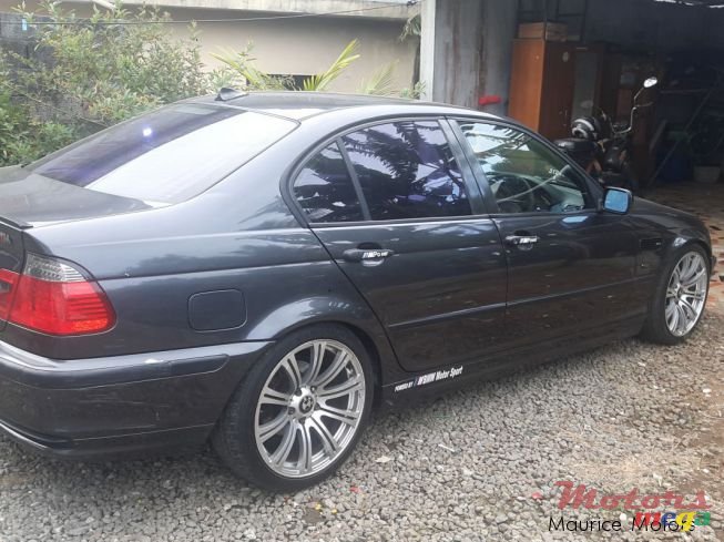 1999' BMW 318 photo #1