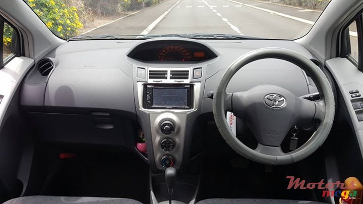 2011' Toyota Vitz AZ11 photo #3