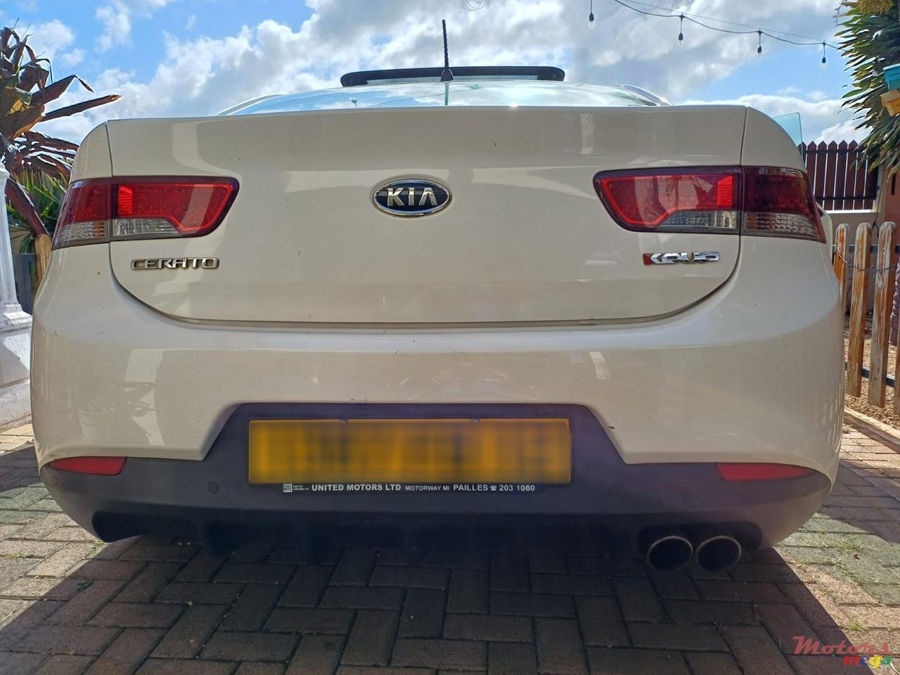 2012' Kia Cerato Koup photo #5