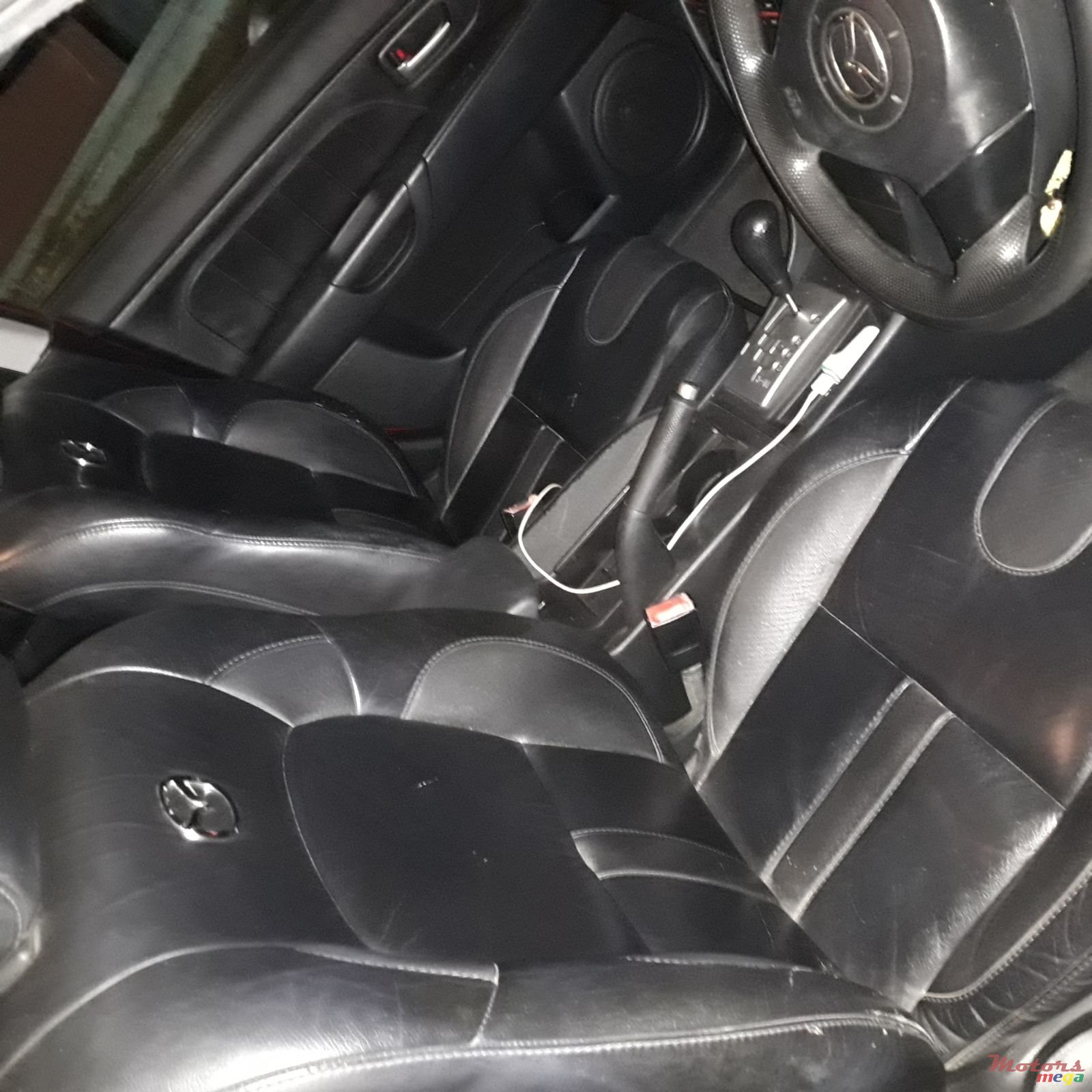 2005' Mazda 3 photo #3