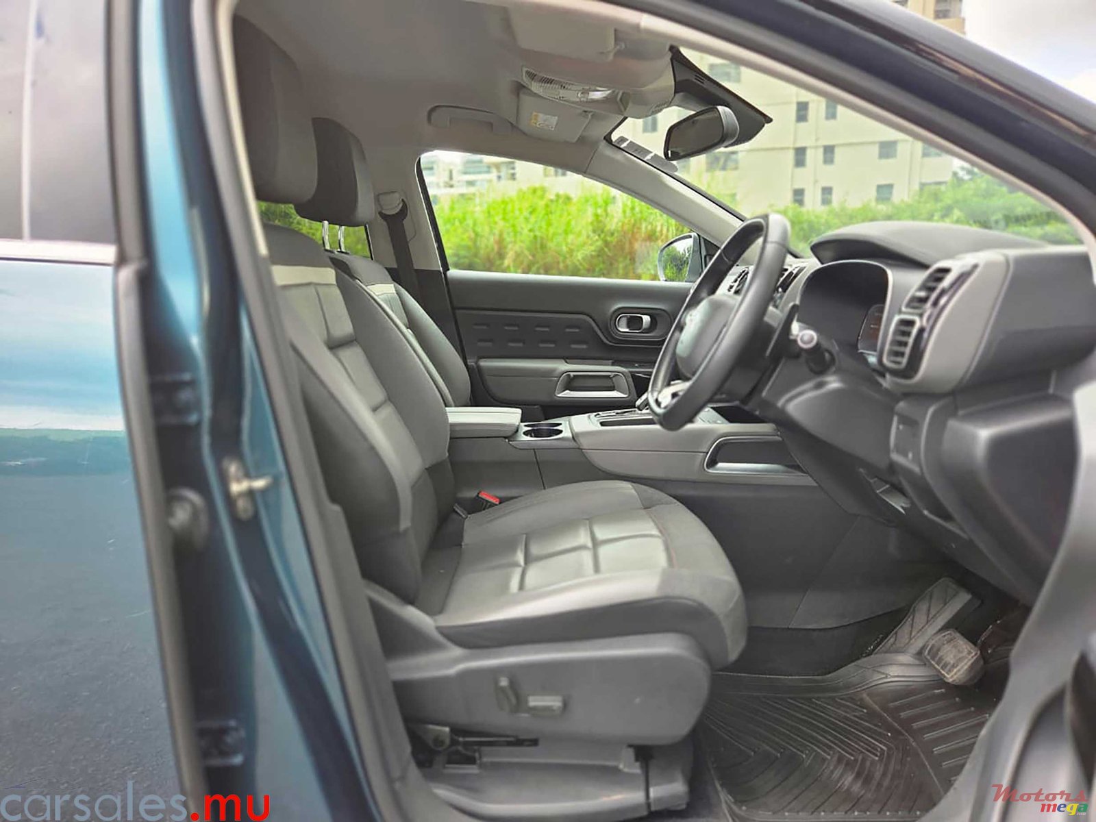 2020' Citroen C5 Aircross Shine 1.6 THP photo #5