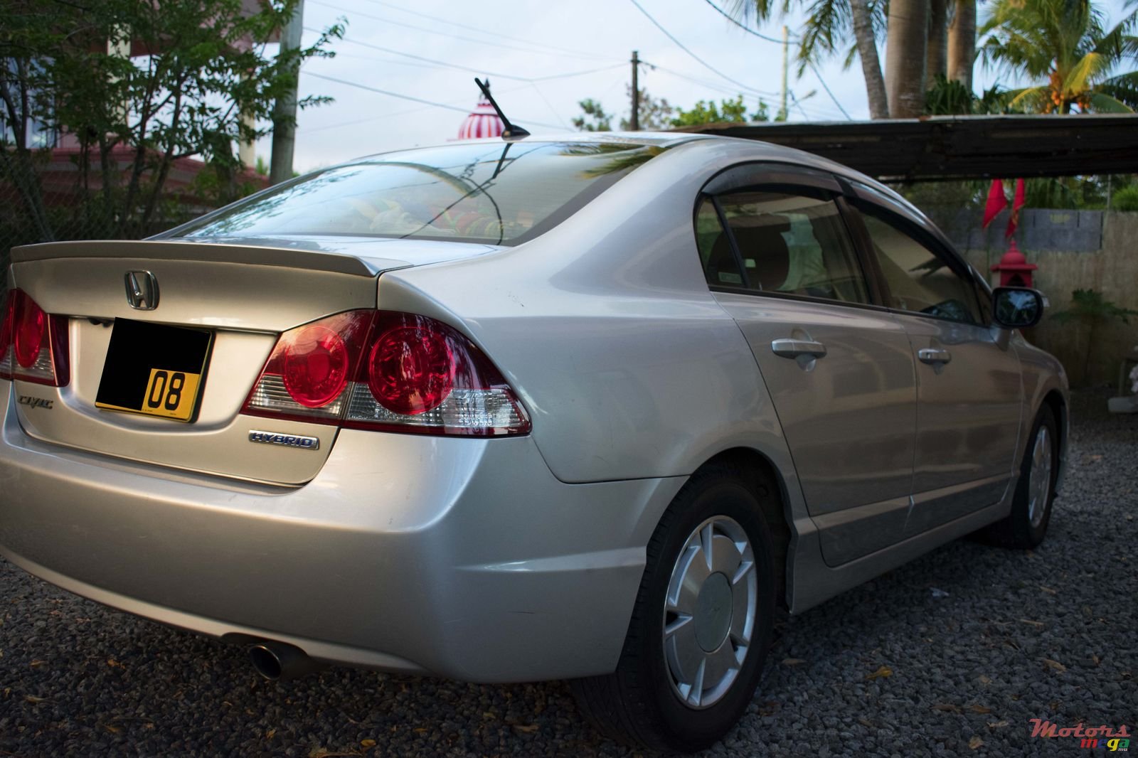 2008' Honda Civic hybrid photo #5