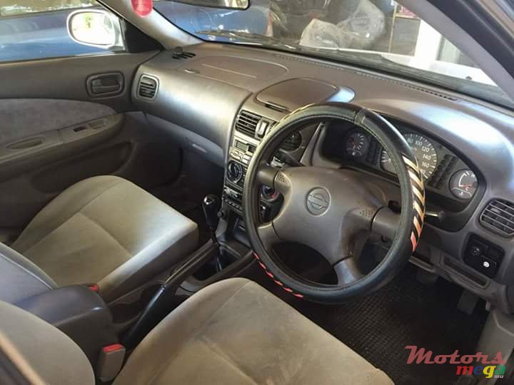 2001' Nissan Sunny photo #3