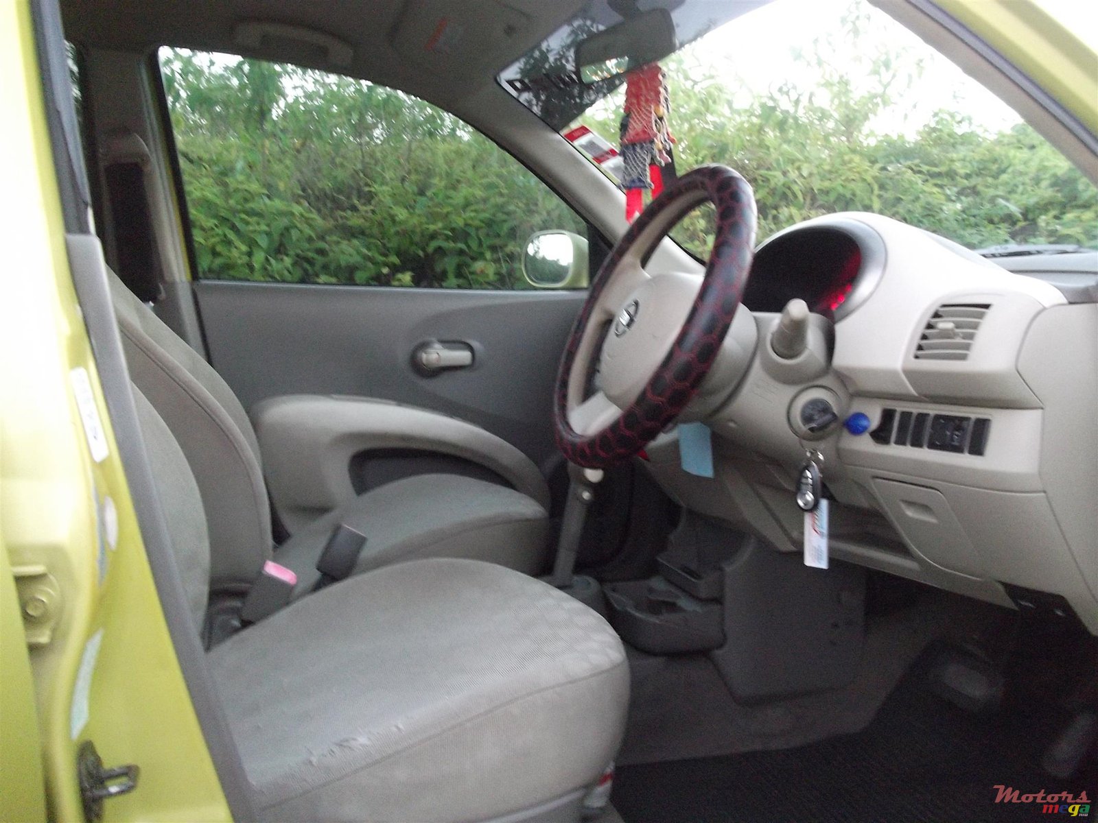 2005' Nissan photo #6