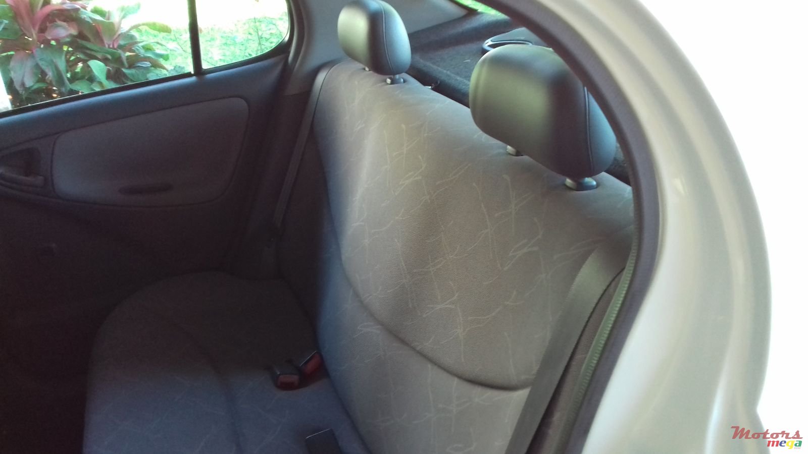 1999' Toyota Echo photo #3