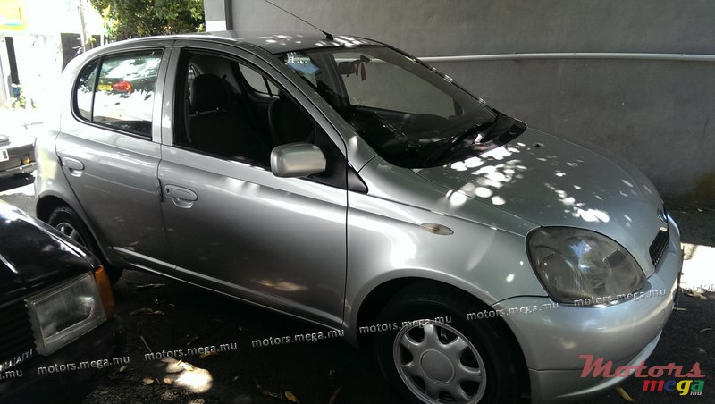 2000' Toyota photo #1