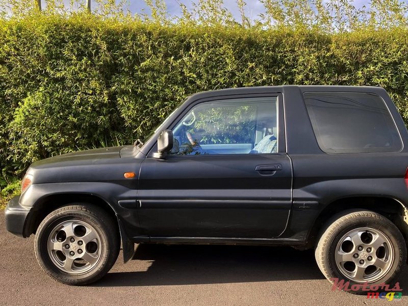 2001' Mitsubishi Pajero Pinin photo #5