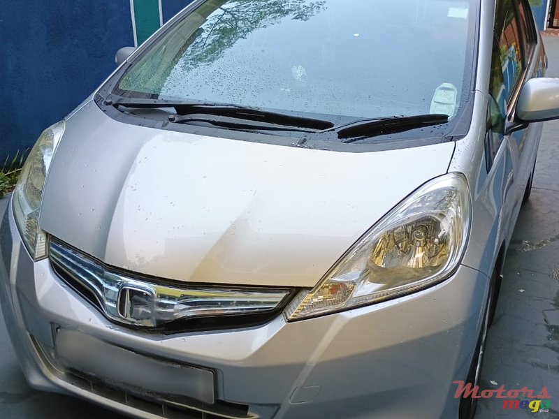 2010' Honda Fit Hatchback photo #1