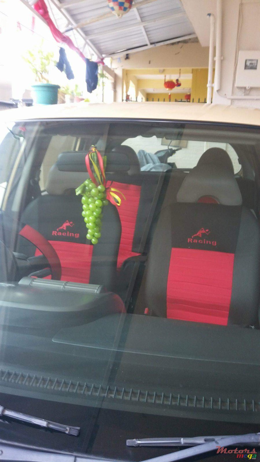 2004' Honda Fit photo #3