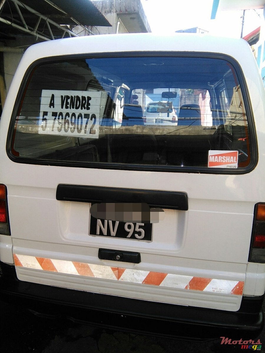 1995' Suzuki photo #2