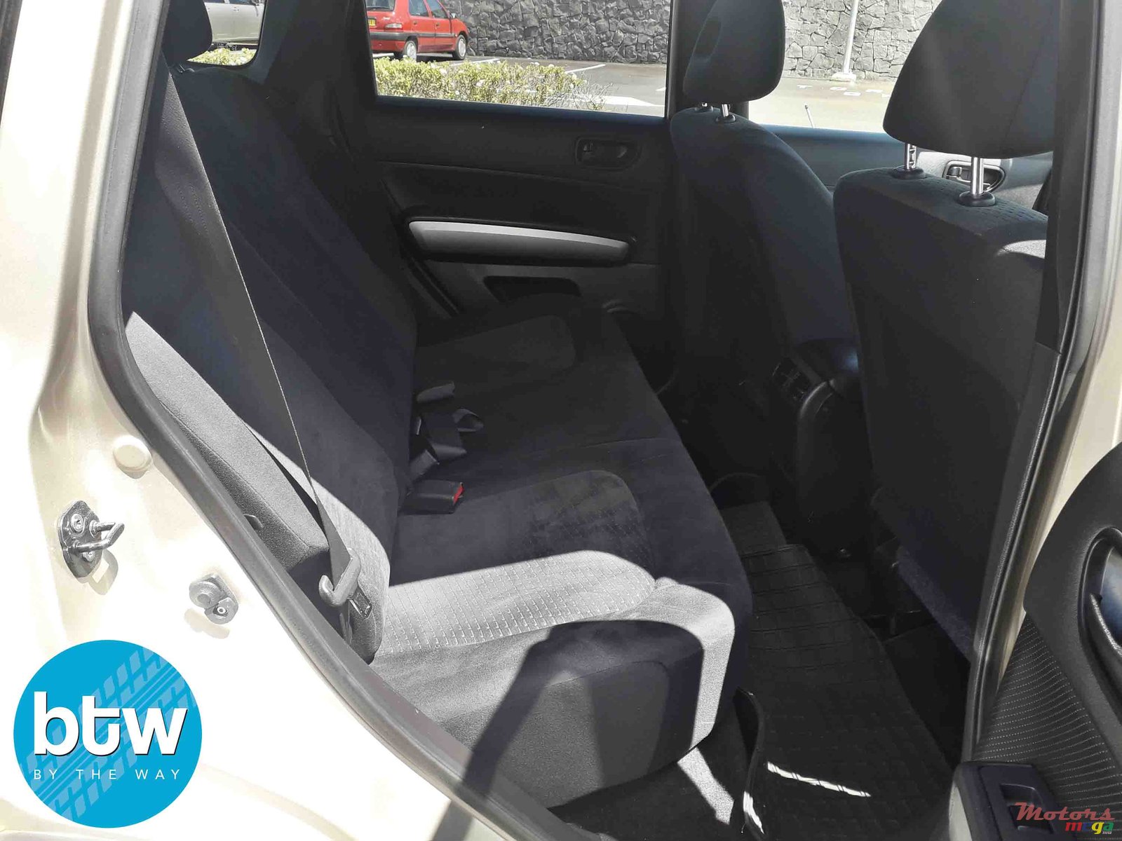 2013' Nissan X-Trail photo #4