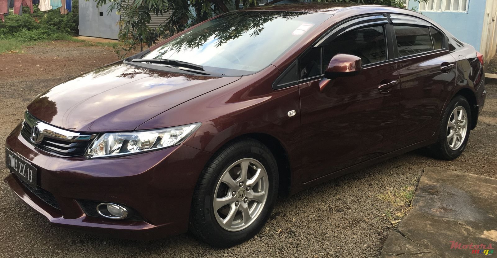 2013' Honda Civic Vxi photo #2