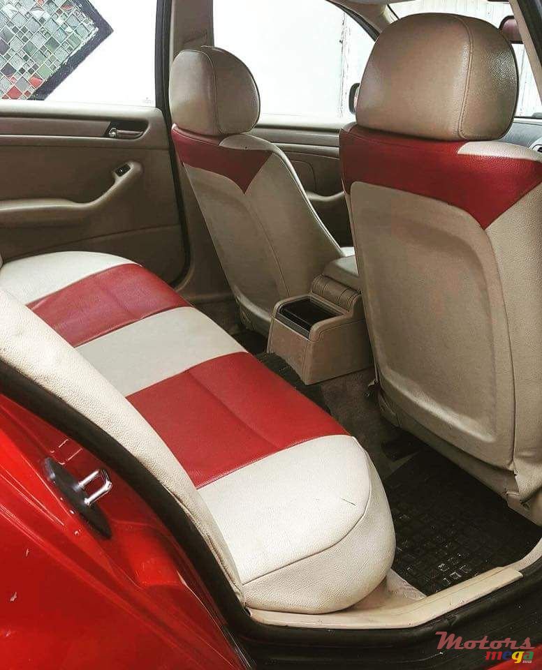 2000' BMW 318 photo #4