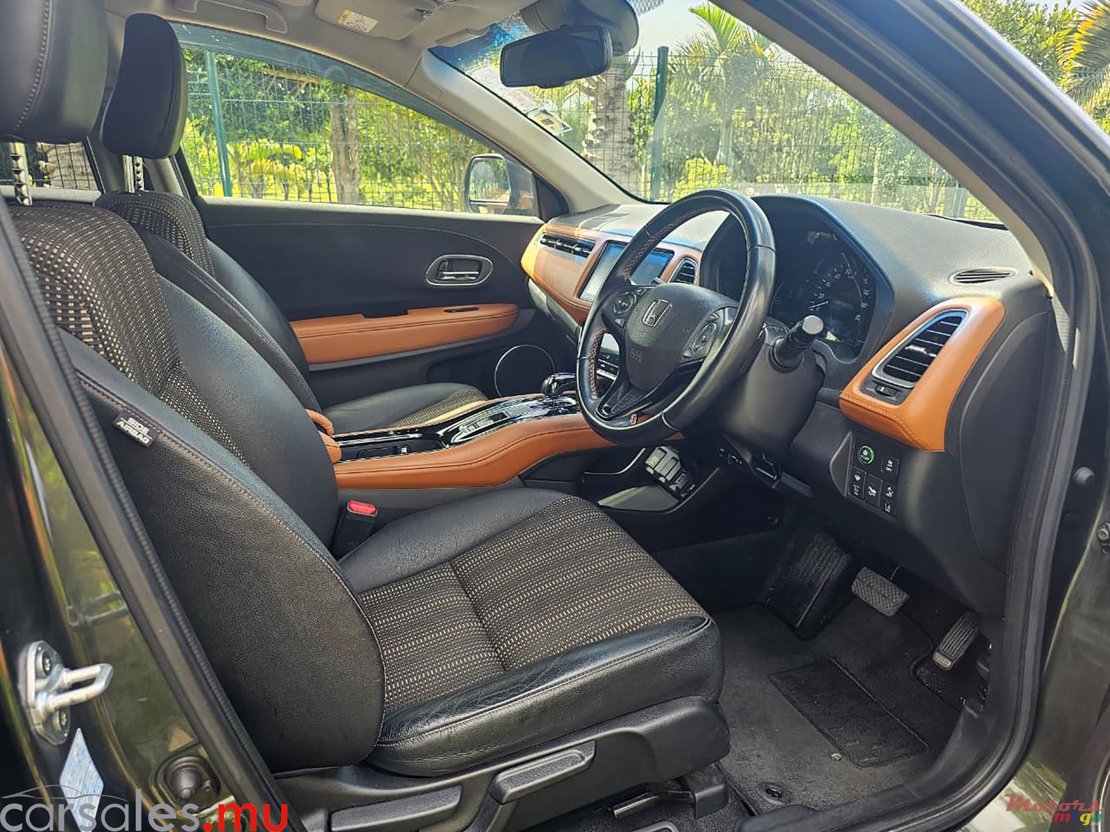 2017' Honda Vezel Z 1.5 photo #6