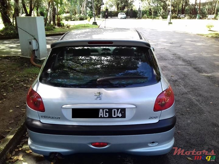 2004' Peugeot 206 photo #2