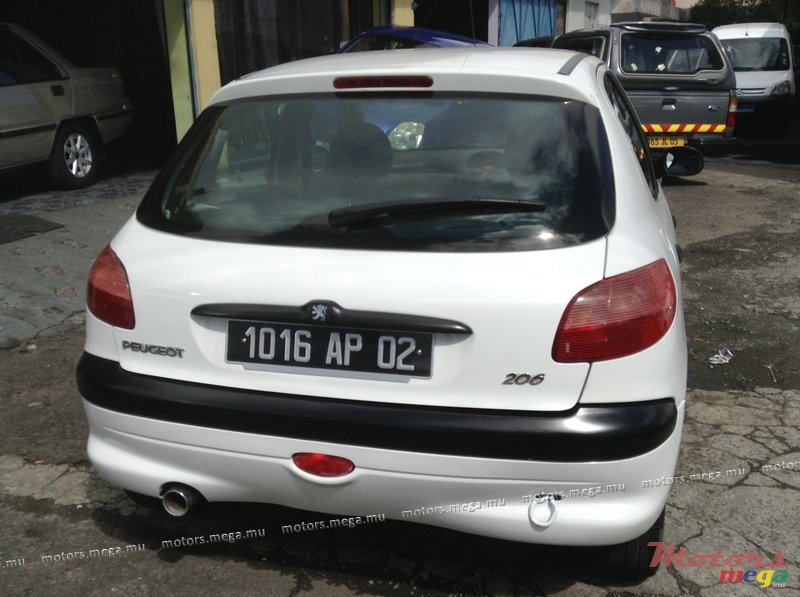 2002' Peugeot 206 photo #3