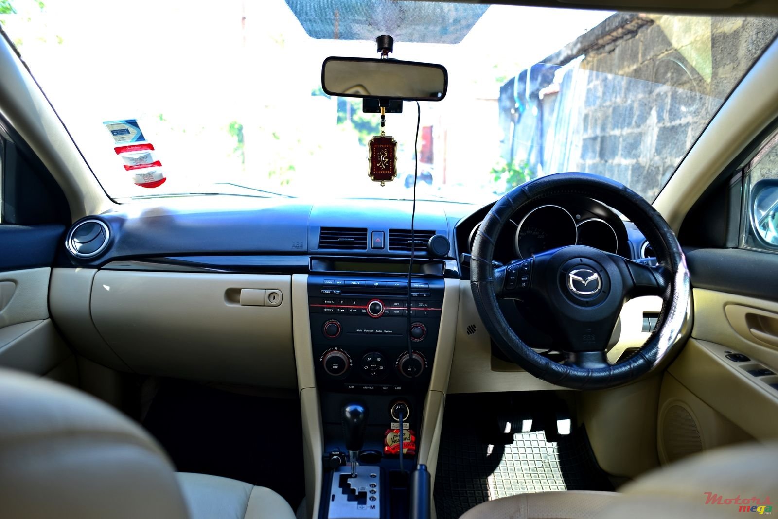 2004' Mazda 3 photo #5