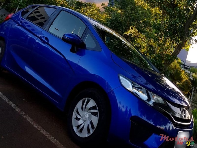 2015' Honda Fit photo #2