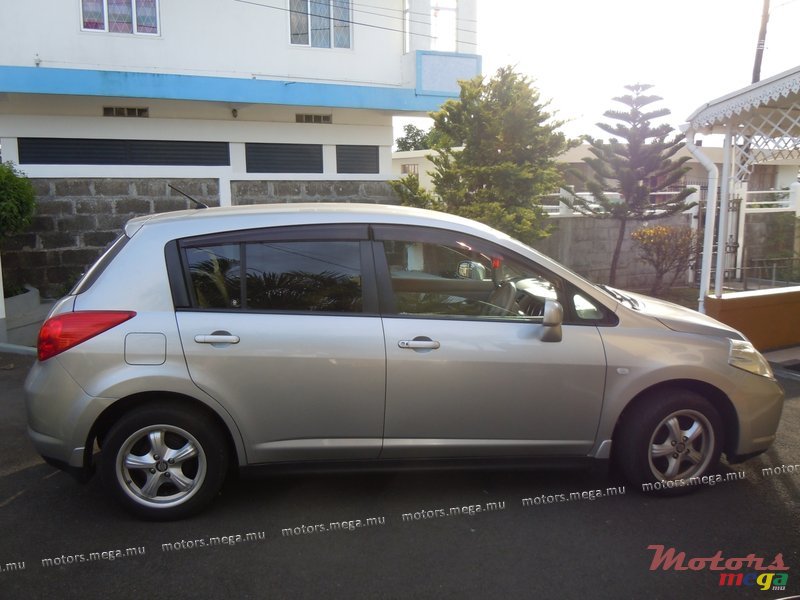 2005' Nissan Tiida DB - NC11 photo #1