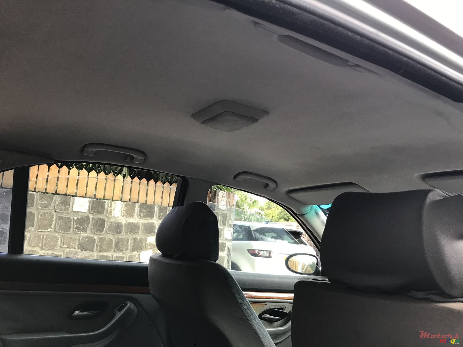 1999' BMW 523 photo #7