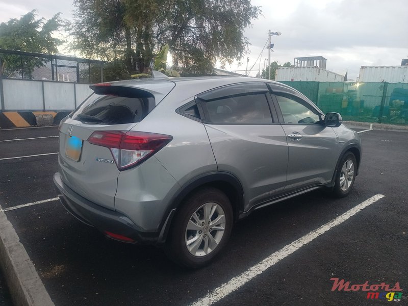 2014' Honda HR-V Vezel photo #3