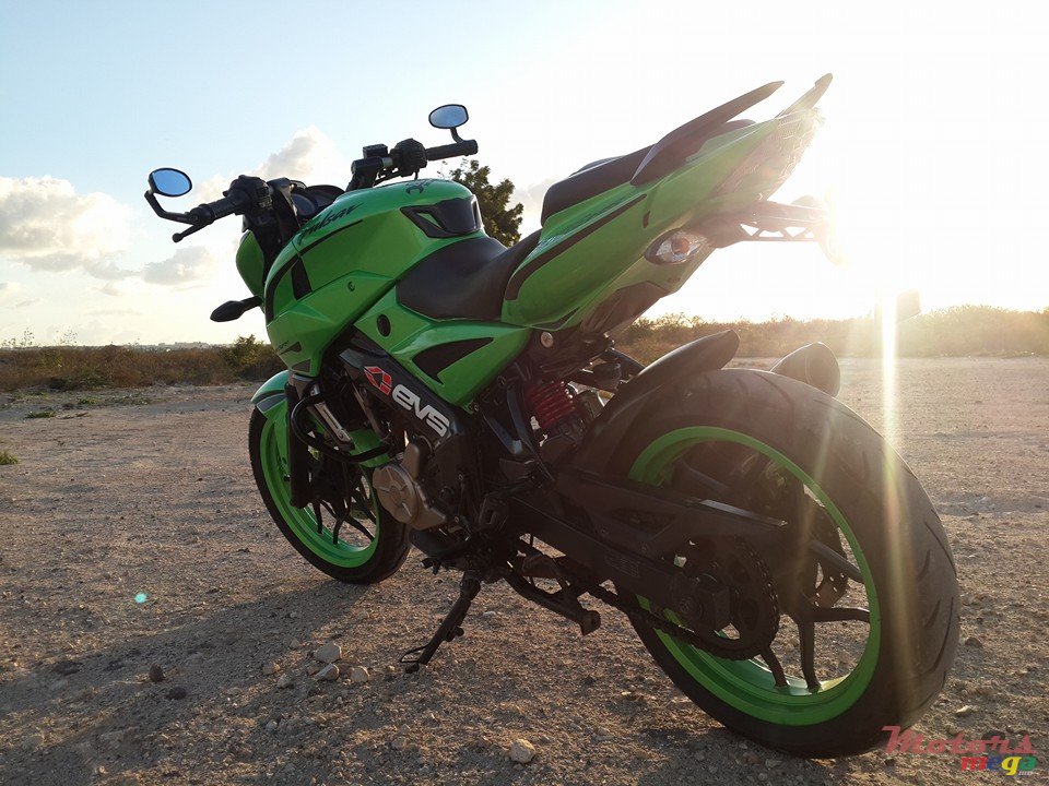 2013' Bajaj Pulsar photo #2