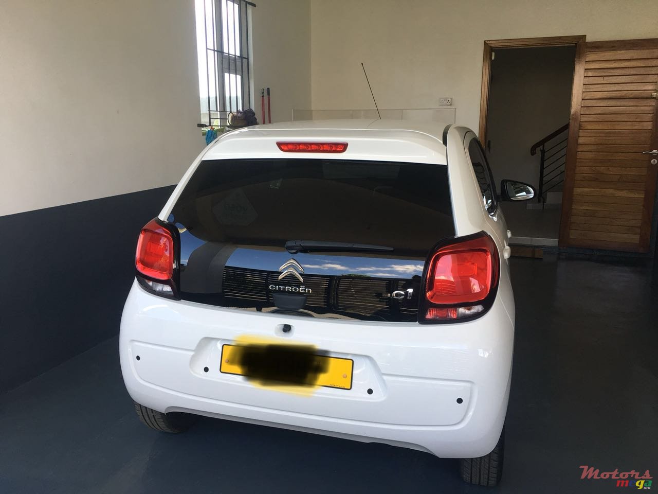 2016' Citroen C1 photo #3