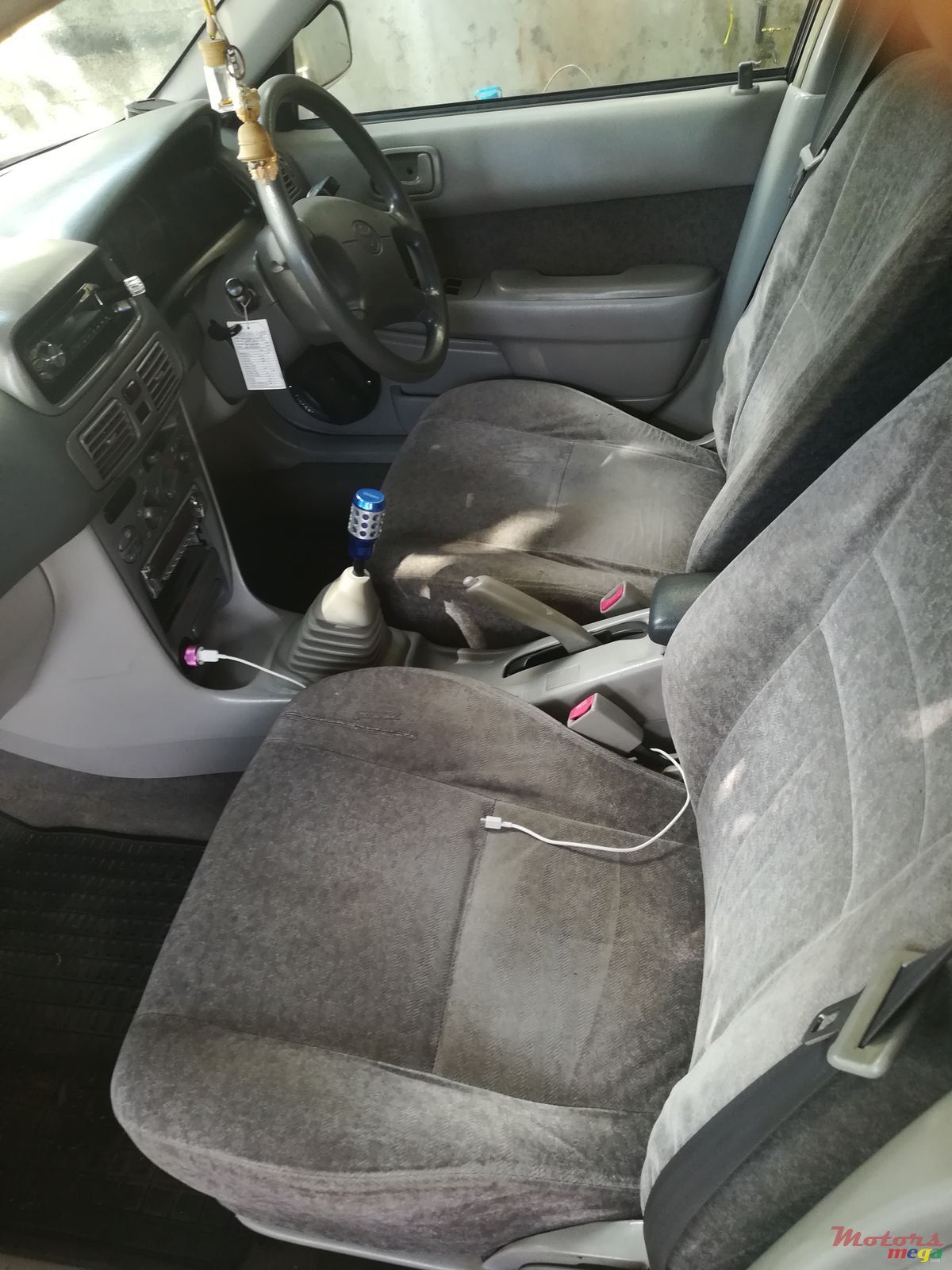 1999' Toyota Corolla none photo #3