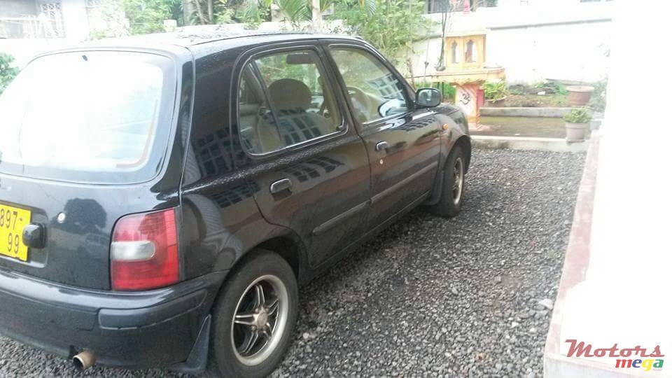 1999' Nissan photo #1