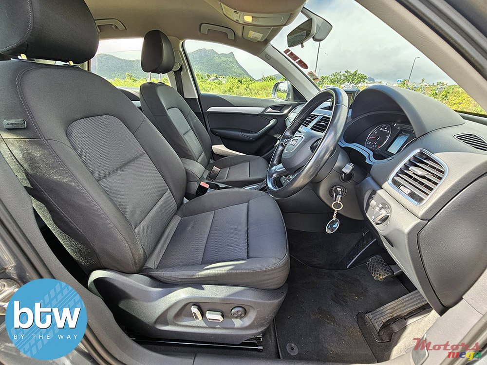 2016' Audi Q3 photo #5