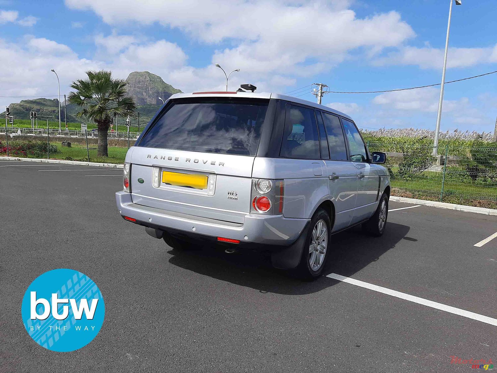 2008' Land Rover Range Rover photo #3