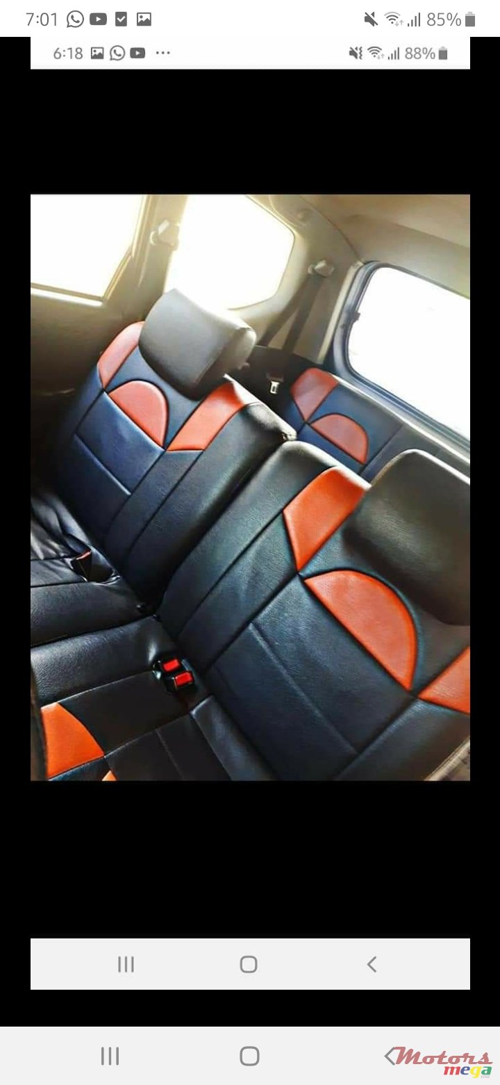 2011' Toyota Avanza photo #1