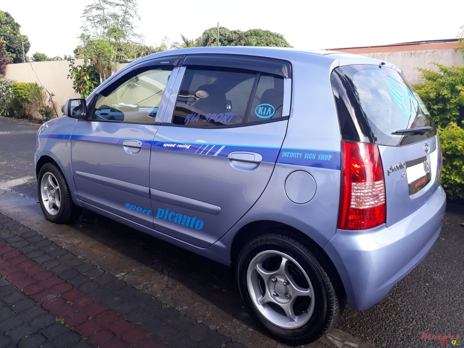 2008' Kia Picanto photo #6