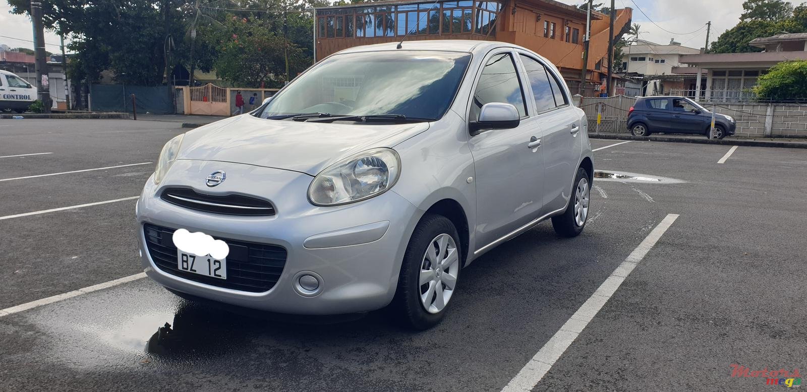 2012' Nissan March photo #2