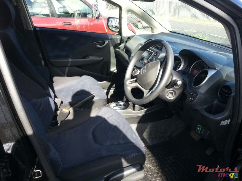 2011' Honda Fit photo #3