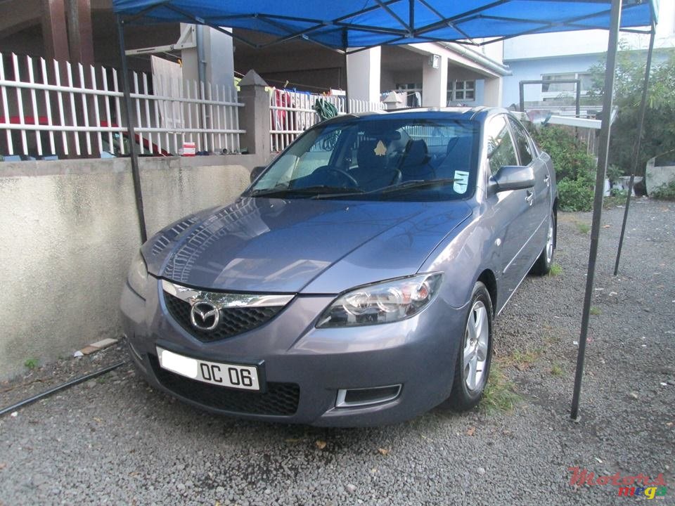 2006' Mazda 3 photo #2