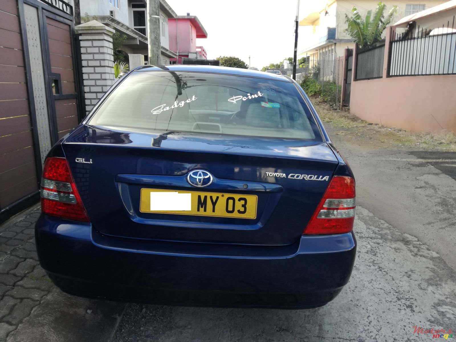 2003' Toyota Corolla NZE GLI photo #4