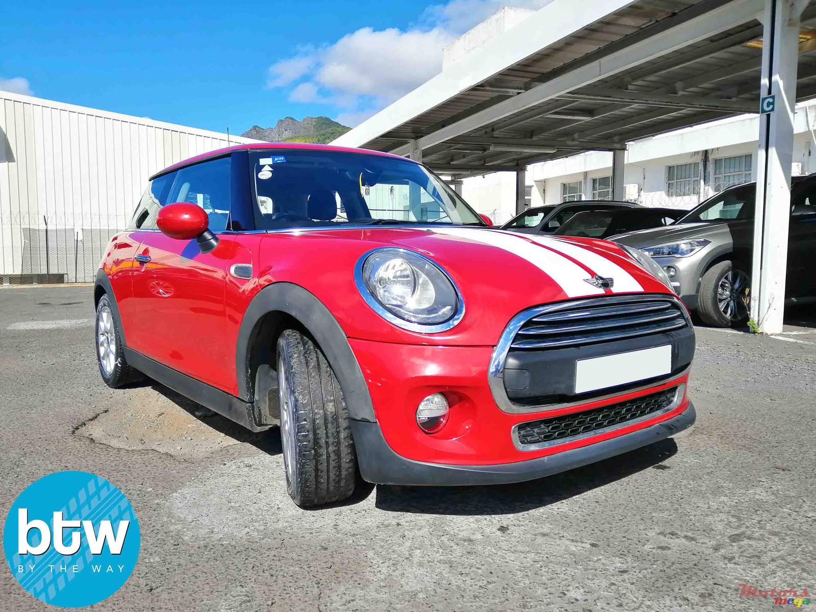 2015' MINI Cooper photo #1