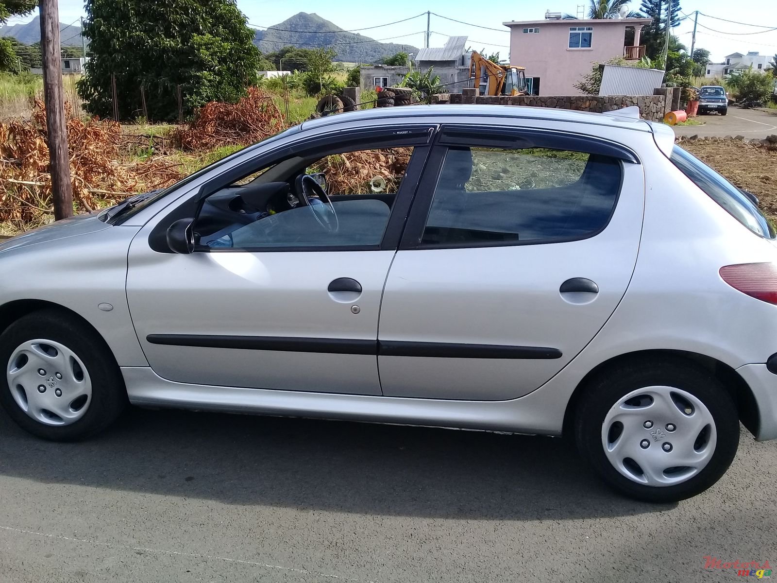 2002' Peugeot 206 1124cc photo #4