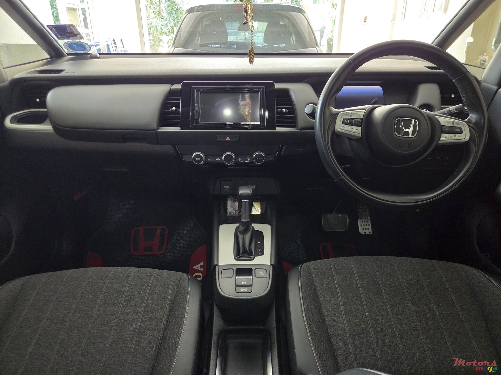 2020' Honda Fit photo #3