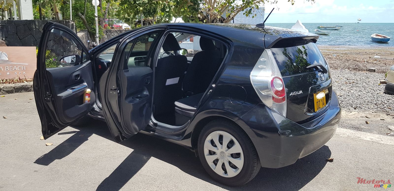 2014' Toyota Aqua photo #4