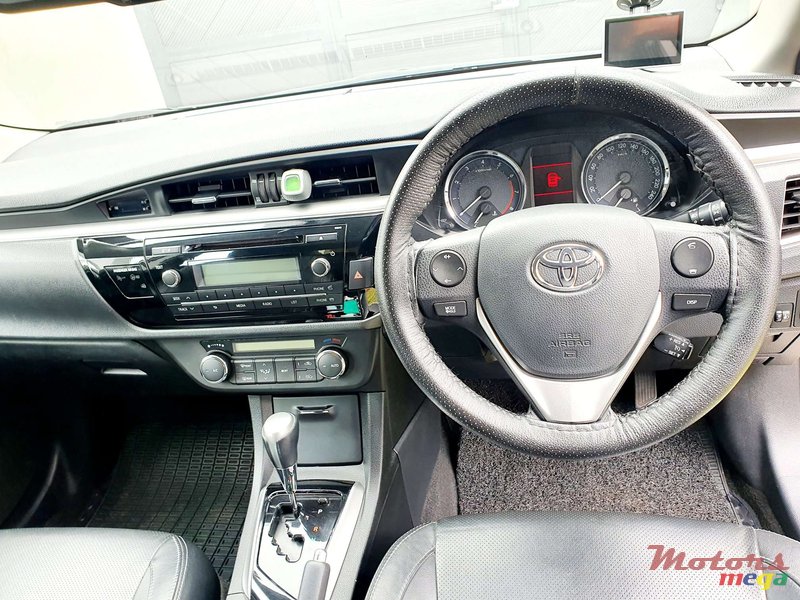 2016' Toyota Corolla photo #6
