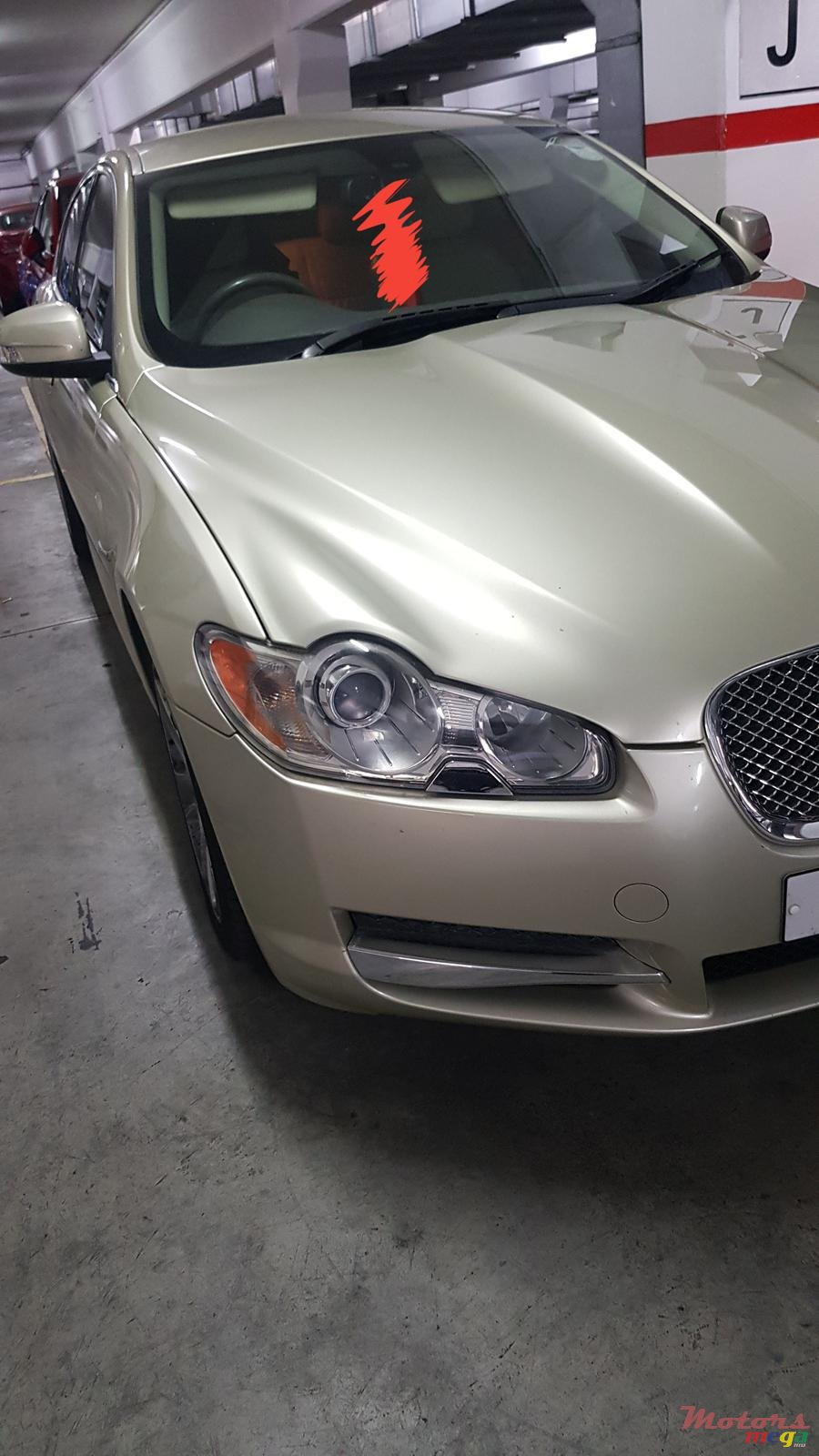 1970' Jaguar XF limited edition photo #2