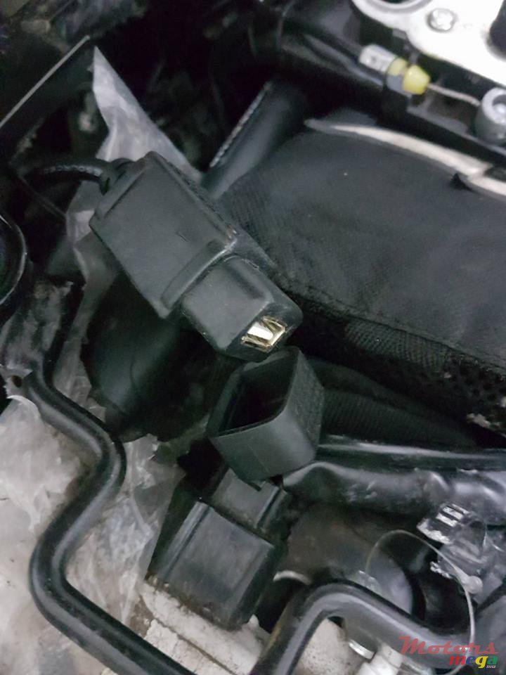 2012' Suzuki photo #6