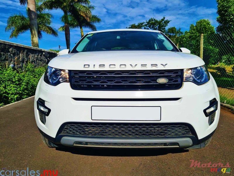 2017' Land Rover Discovery Sport si4 photo #3