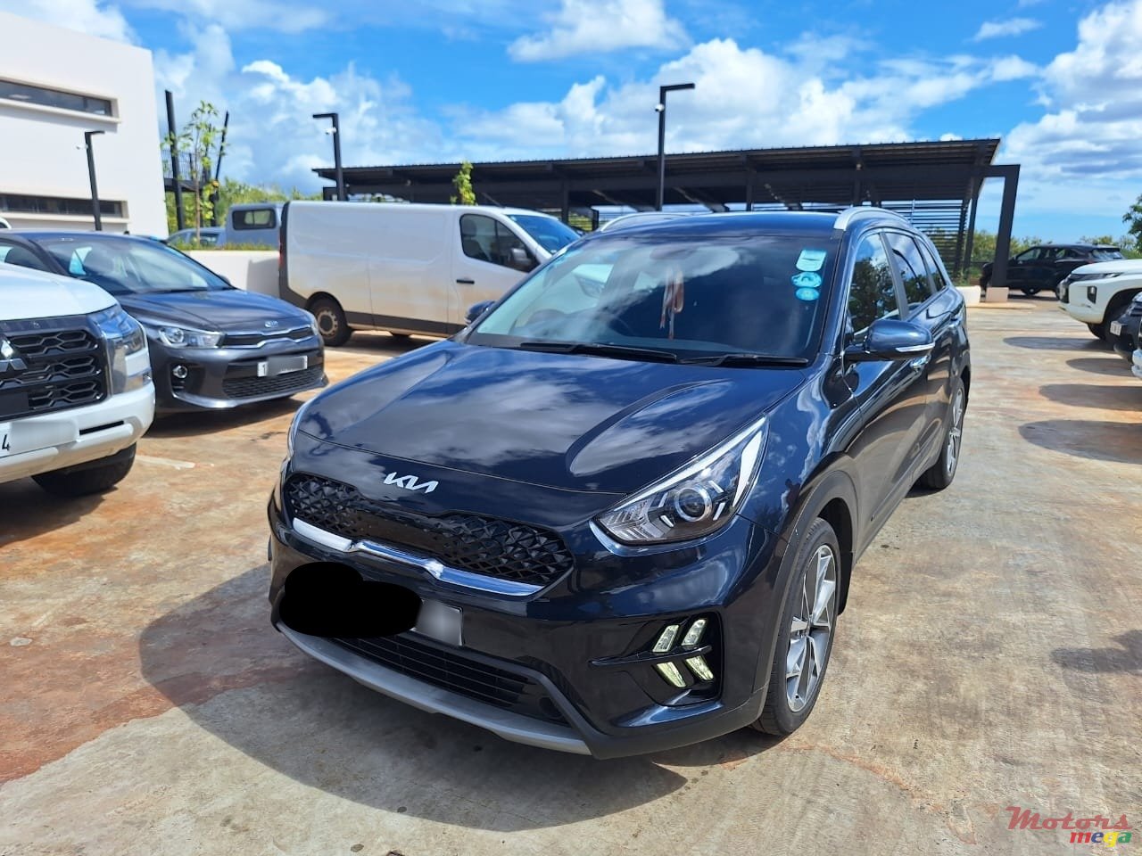 2023' Kia Niro photo #1