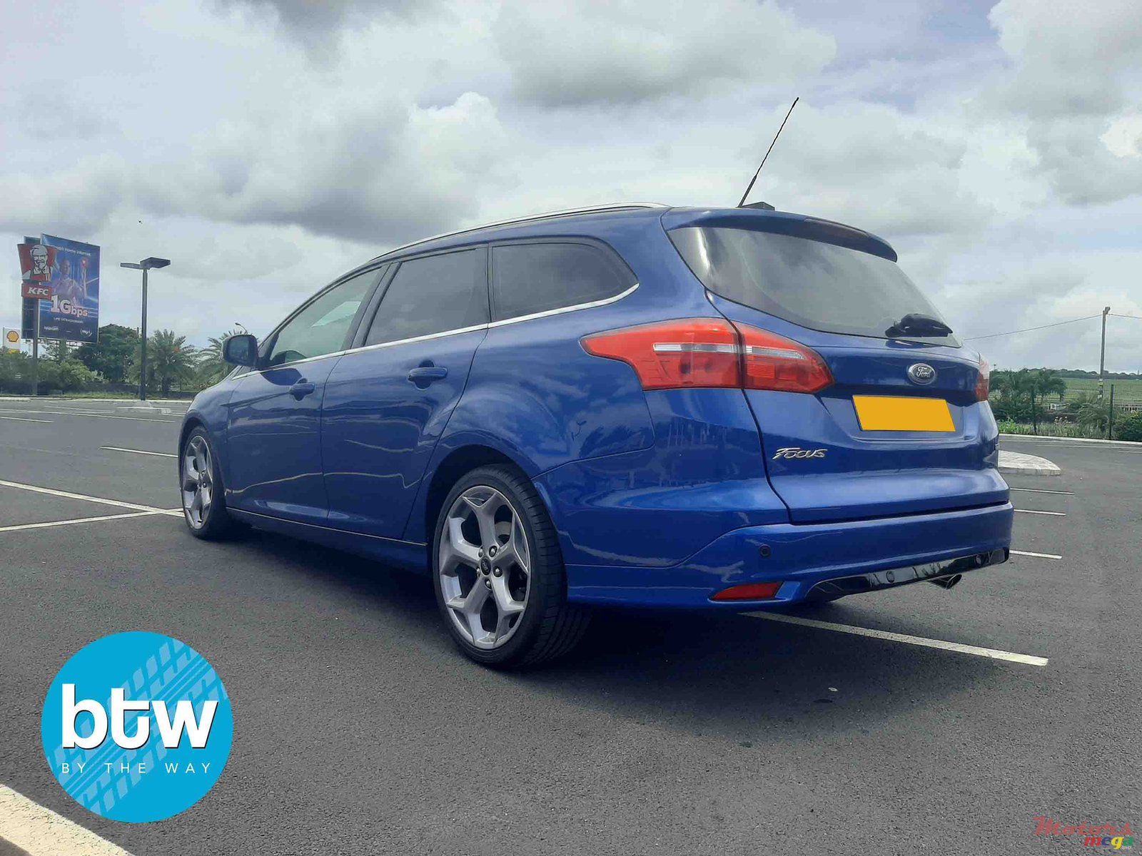 2015' Ford Focus photo #3